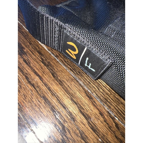 WaterField Designs SF Ballistic Essential Crossbody Medium - Picture 5 of 8